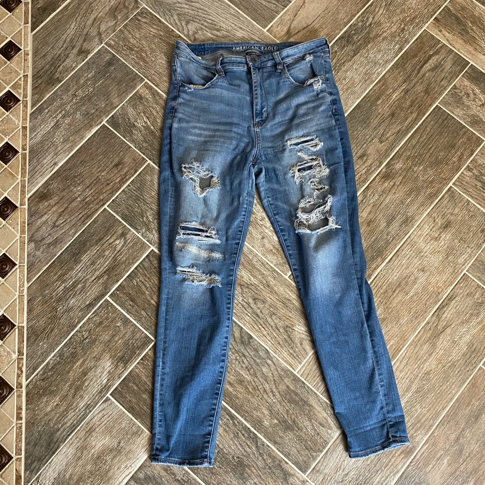 AMERICAN EAGLE JEAN